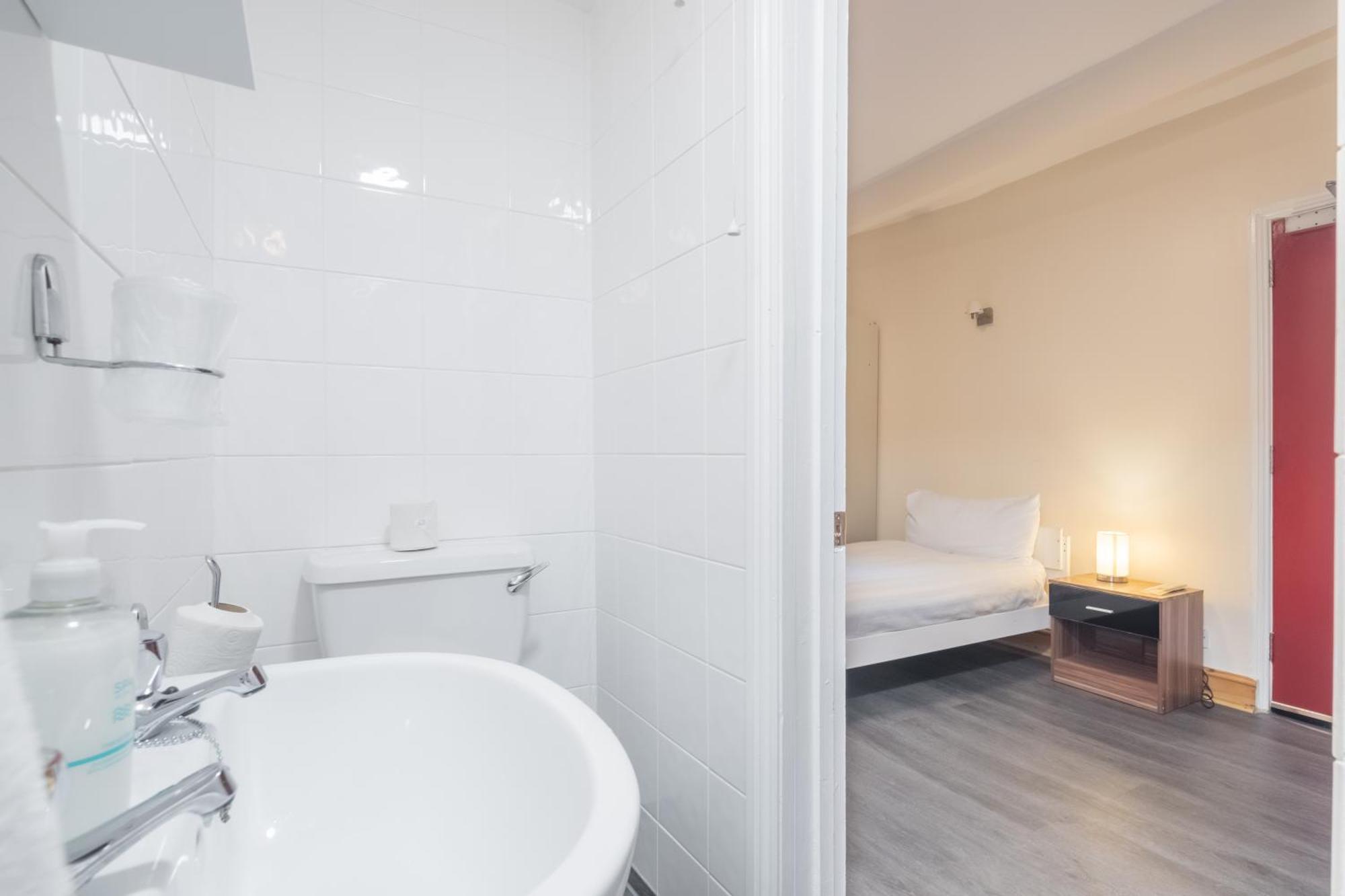 Rasa Sayang House - Self-Check-In Guesthouse Oxford Exterior foto
